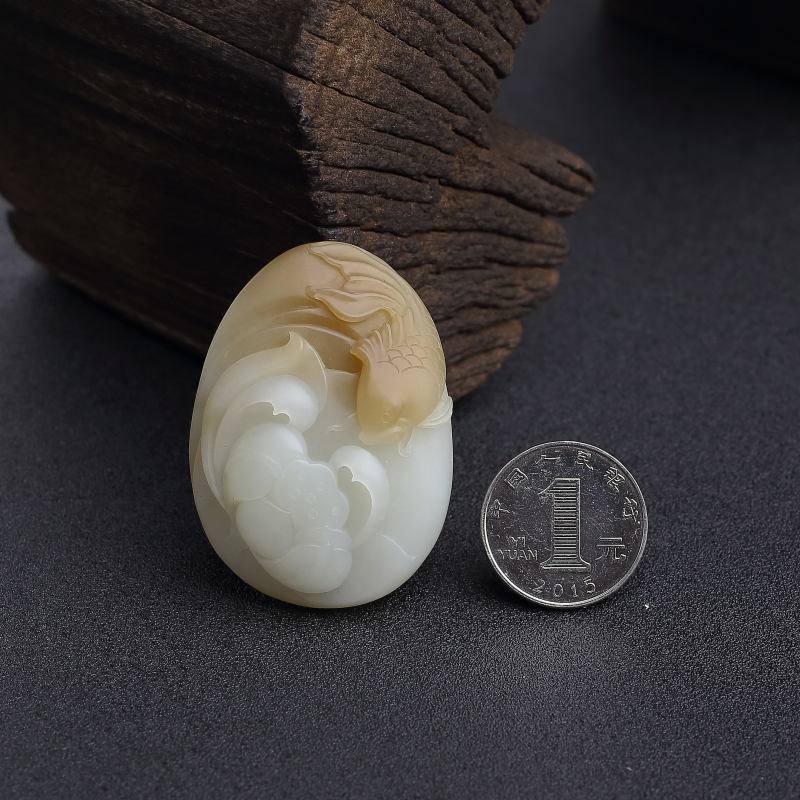 和田玉连年有余吊坠-红掌柜