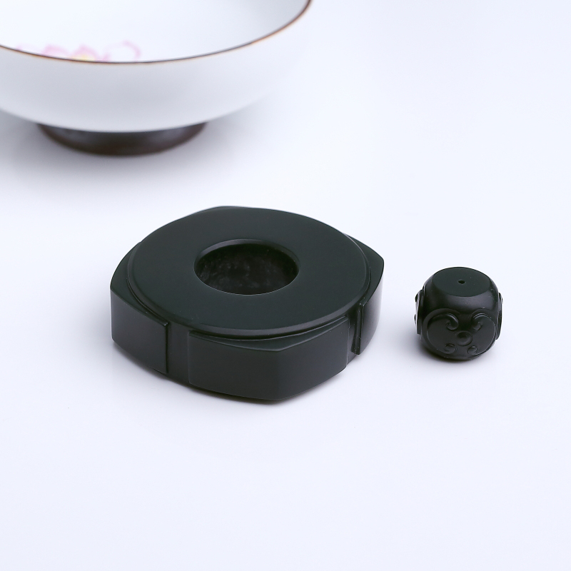 天然山料和田墨玉手把件-红掌柜