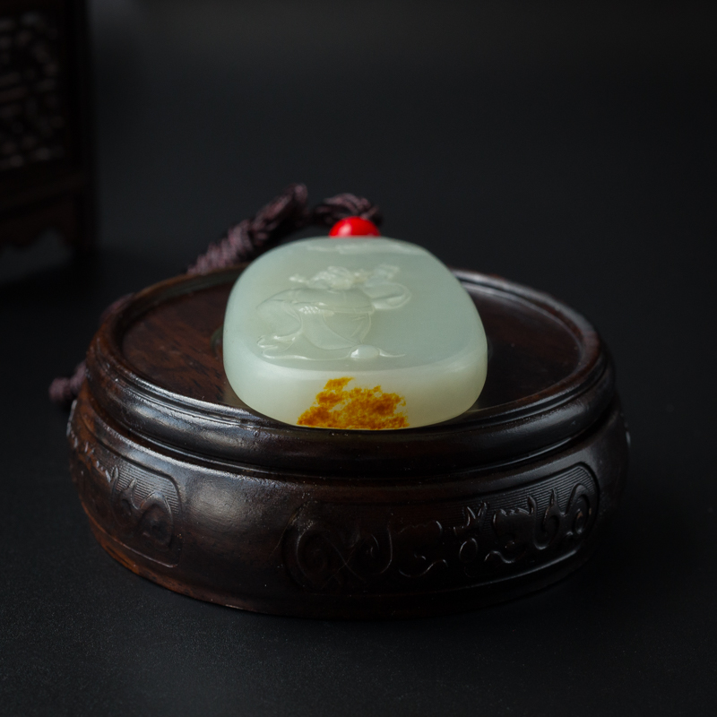 和田白玉挂件-红掌柜