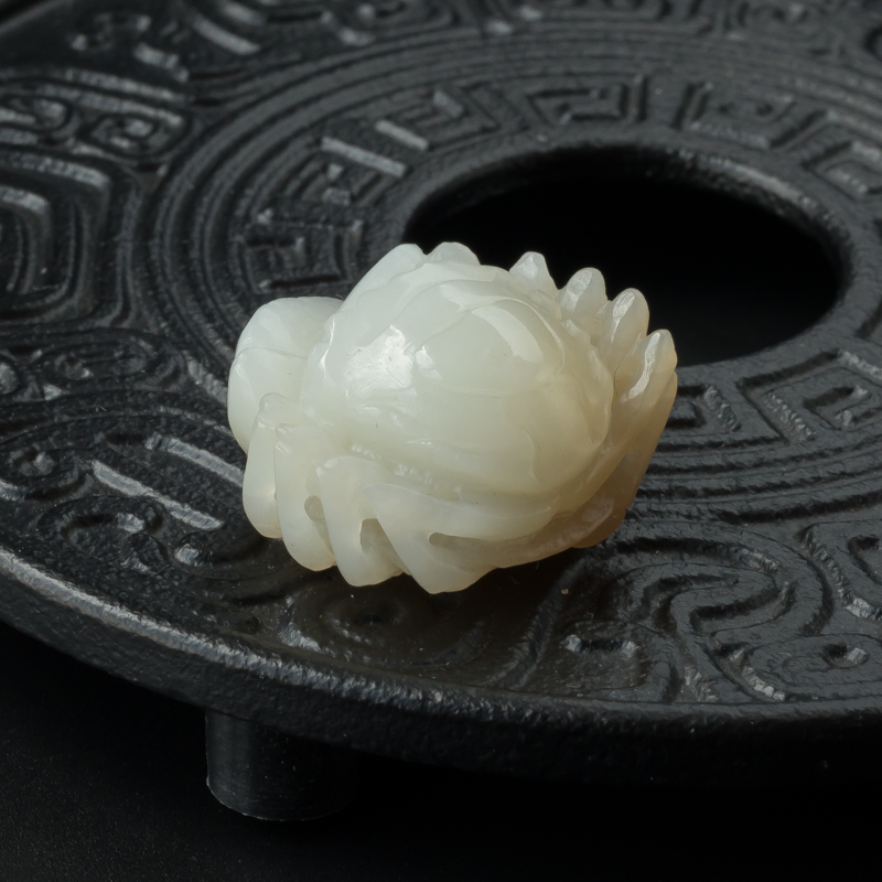 和田玉吊坠-红掌柜