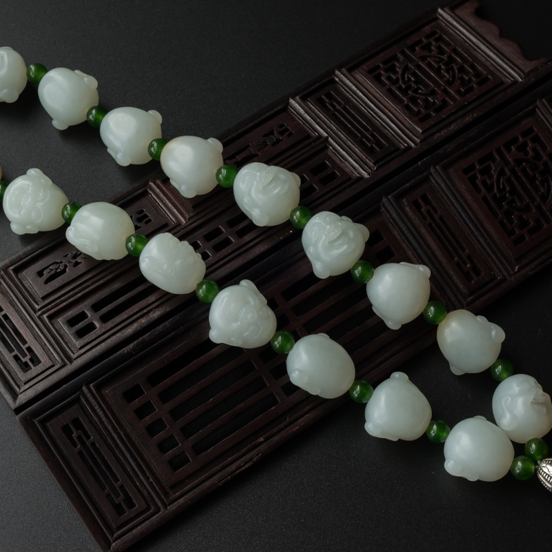 天然和田玉手串-红掌柜