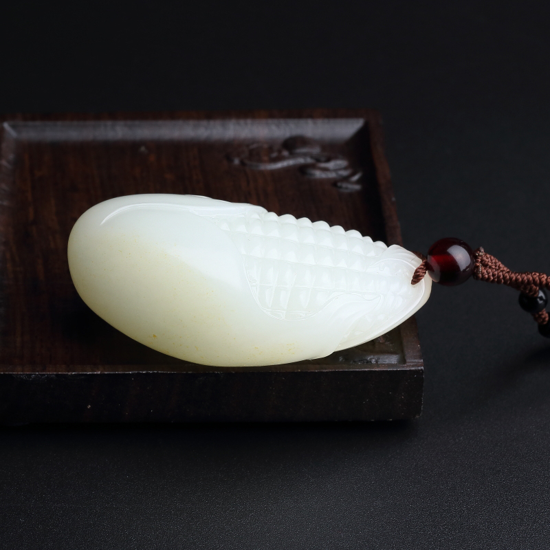 天然和田玉吊坠-红掌柜