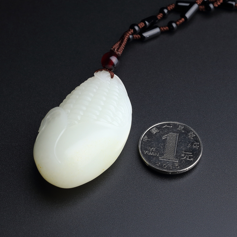 新疆和田玉吊坠-红掌柜