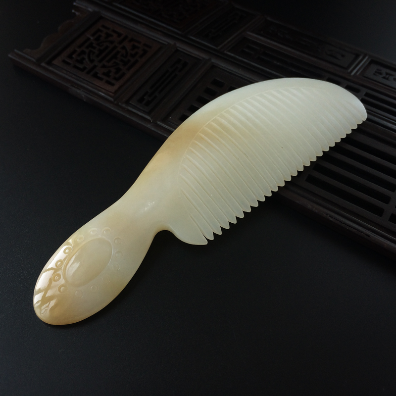 新疆天然和田玉带糖色梳子-红掌柜