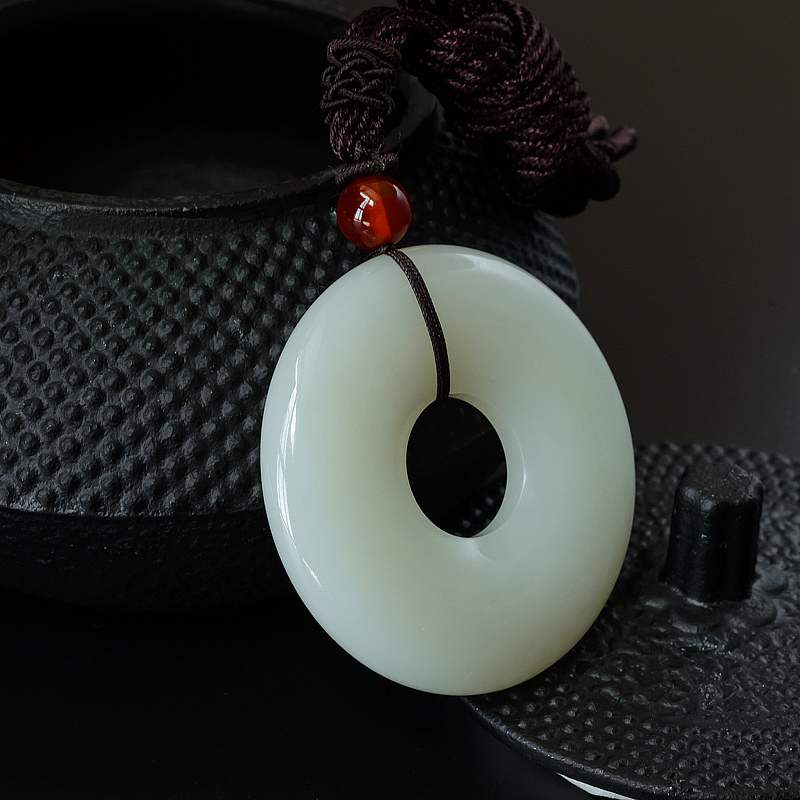 和田玉平安扣挂坠-红掌柜