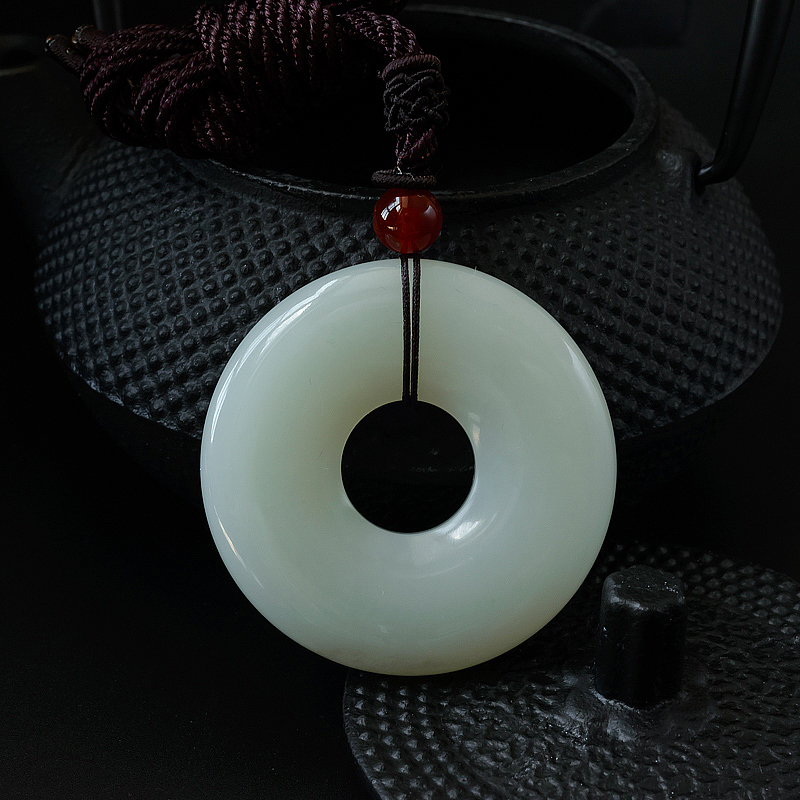 和田玉平安扣挂件-红掌柜