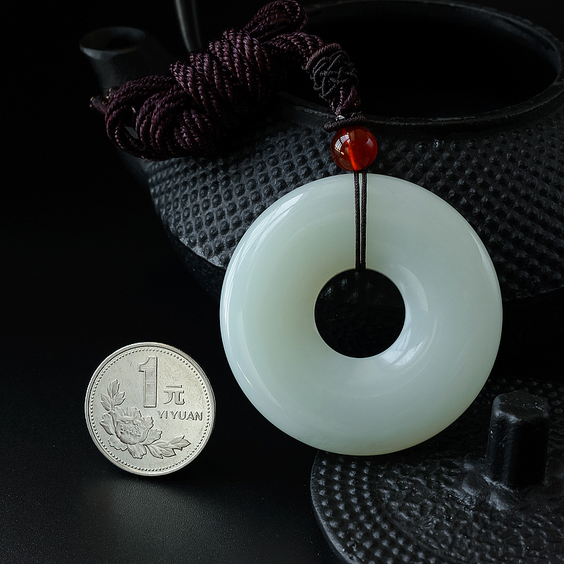 新疆和田玉吊坠-红掌柜