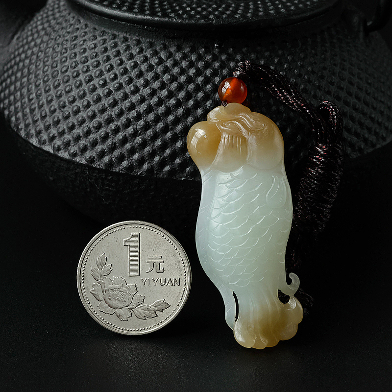 新疆和田玉吊坠-红掌柜