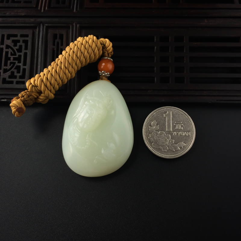 和田玉挂坠-红掌柜