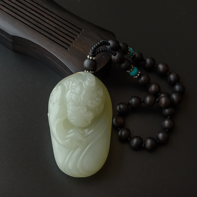 和田玉貔貅手把件-红掌柜