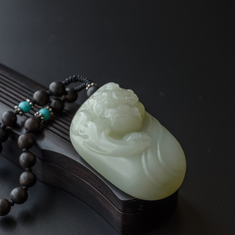新疆和田玉貔貅手把件-红掌柜