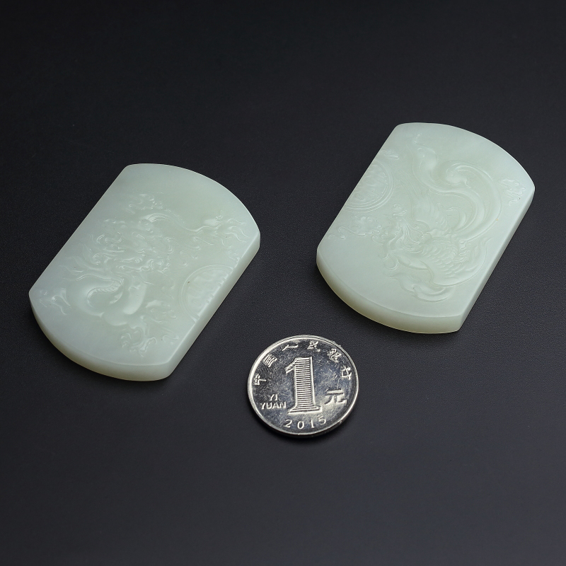 和田玉龙凤呈祥-红掌柜