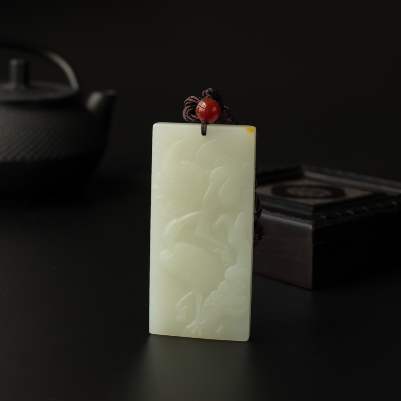 天然和田玉鹤牌吊坠-红掌柜