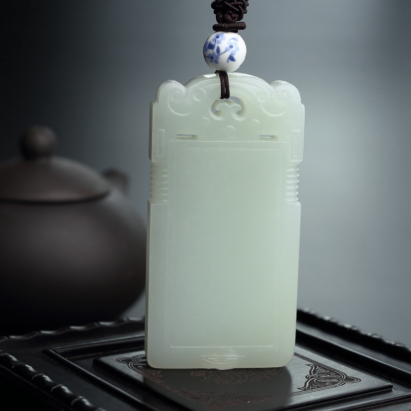 和田玉吊坠-红掌柜