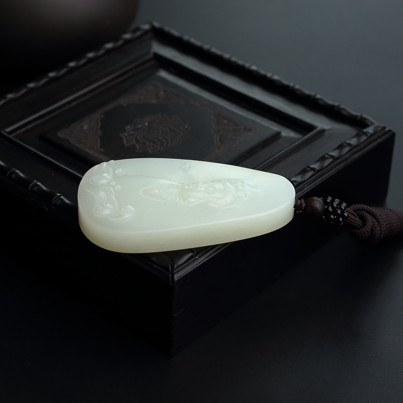 和田玉挂件-红掌柜