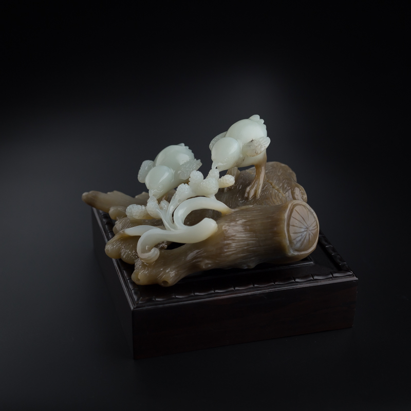 和田玉小鸡摆件 - 红掌柜