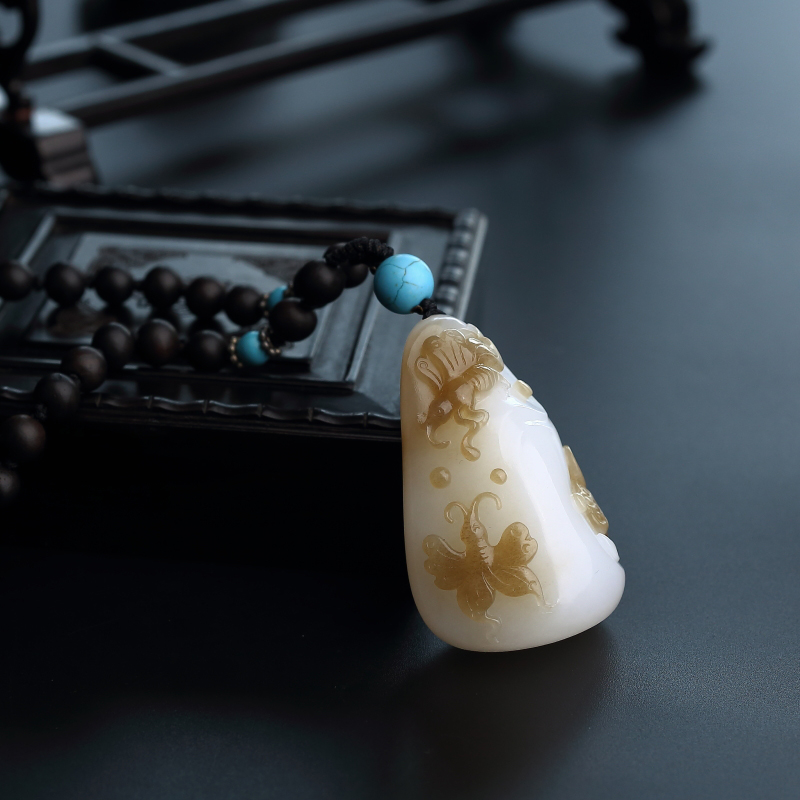 天然和田玉蝶恋花吊坠-红掌柜