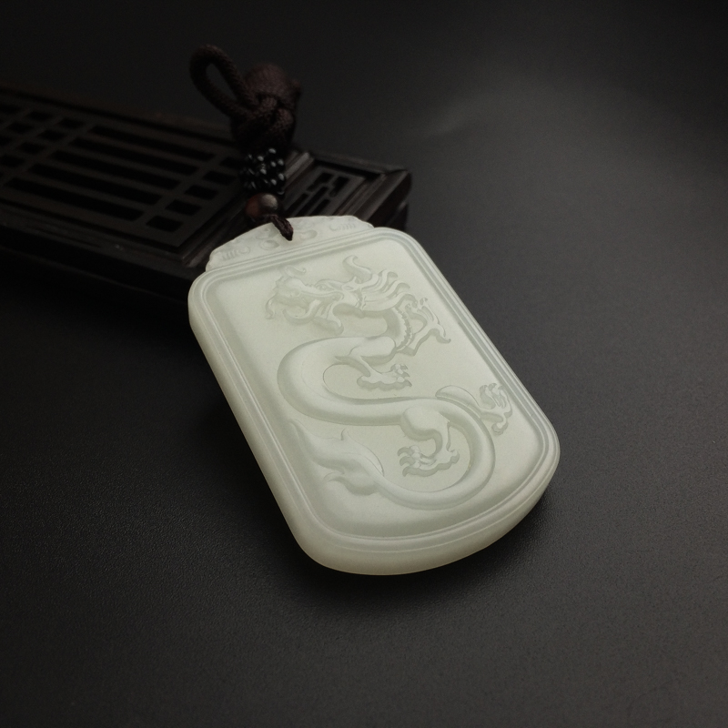 和田玉龙牌-红掌柜