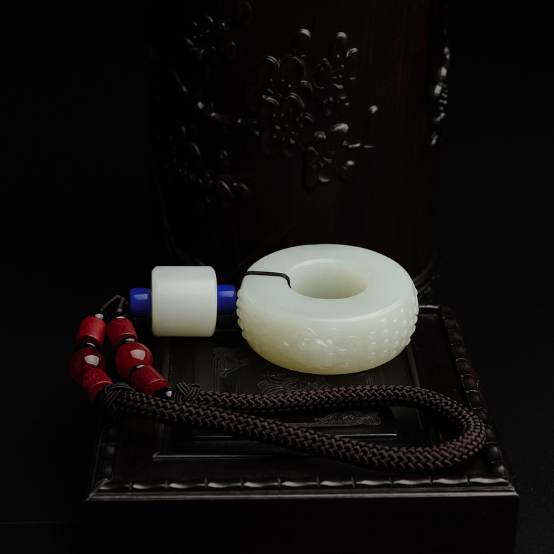 天然和田玉吊坠 - 红掌柜