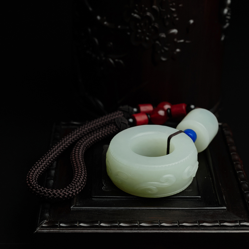 天然和田玉挂坠 - 红掌柜