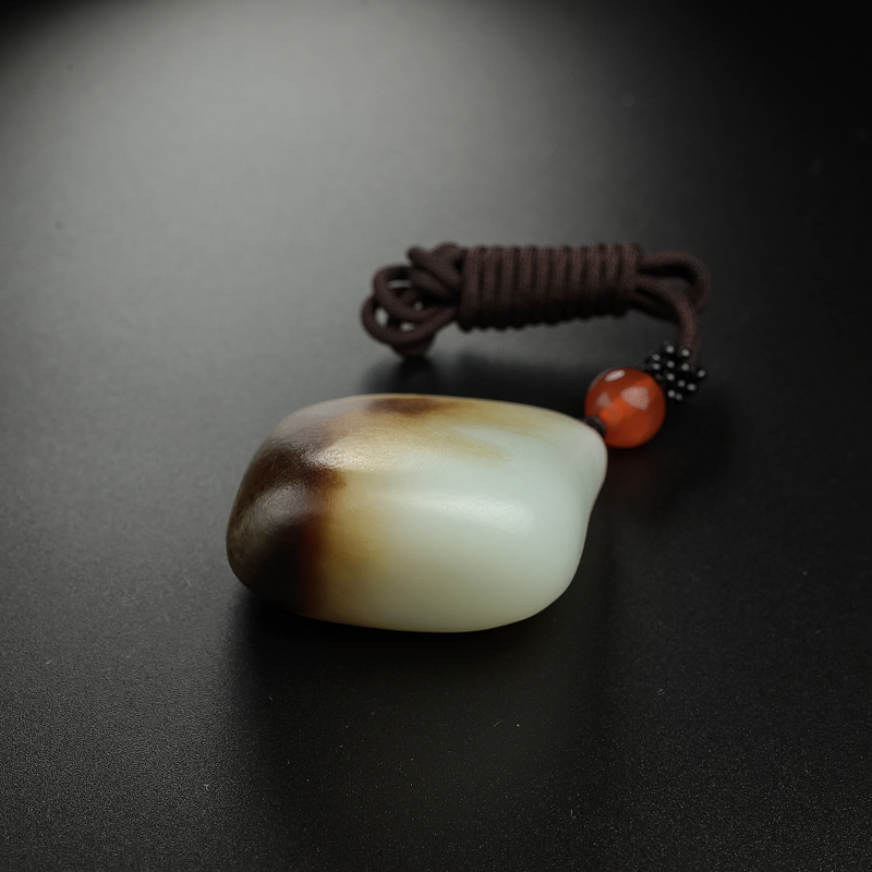 新疆和田玉挂坠-红掌柜