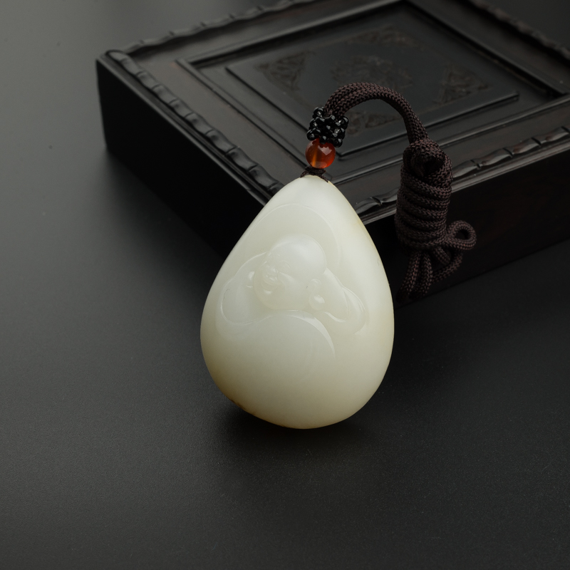 和田玉佛牌挂坠-红掌柜