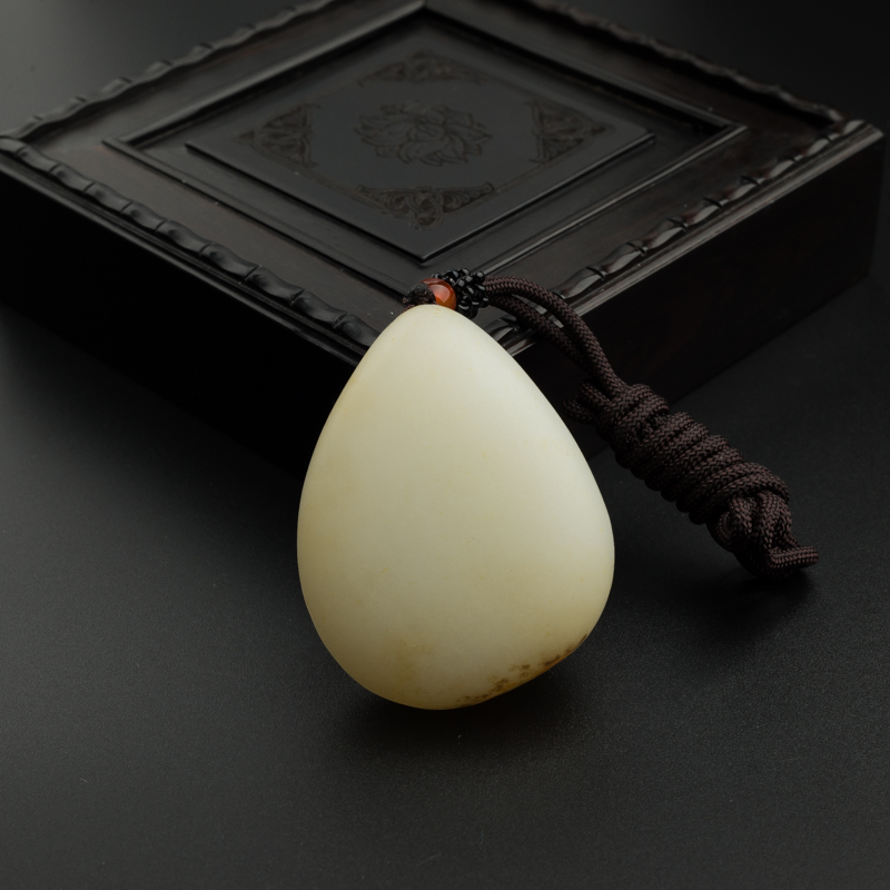 和田玉佛牌挂件-红掌柜