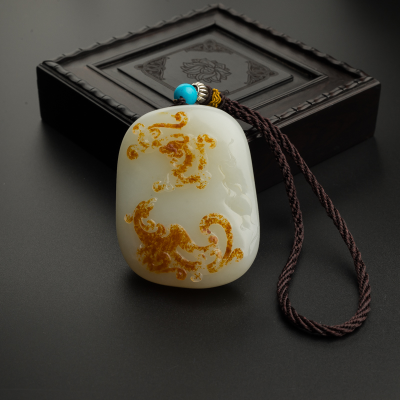 和田玉龙凤手把件-红掌柜