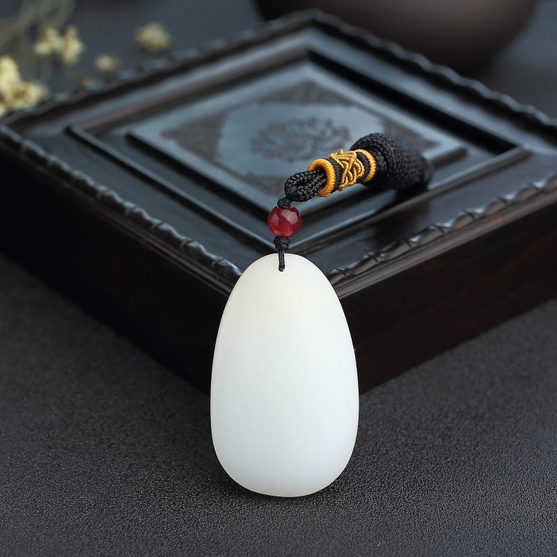 新疆天然和田玉吊坠 - 红掌柜