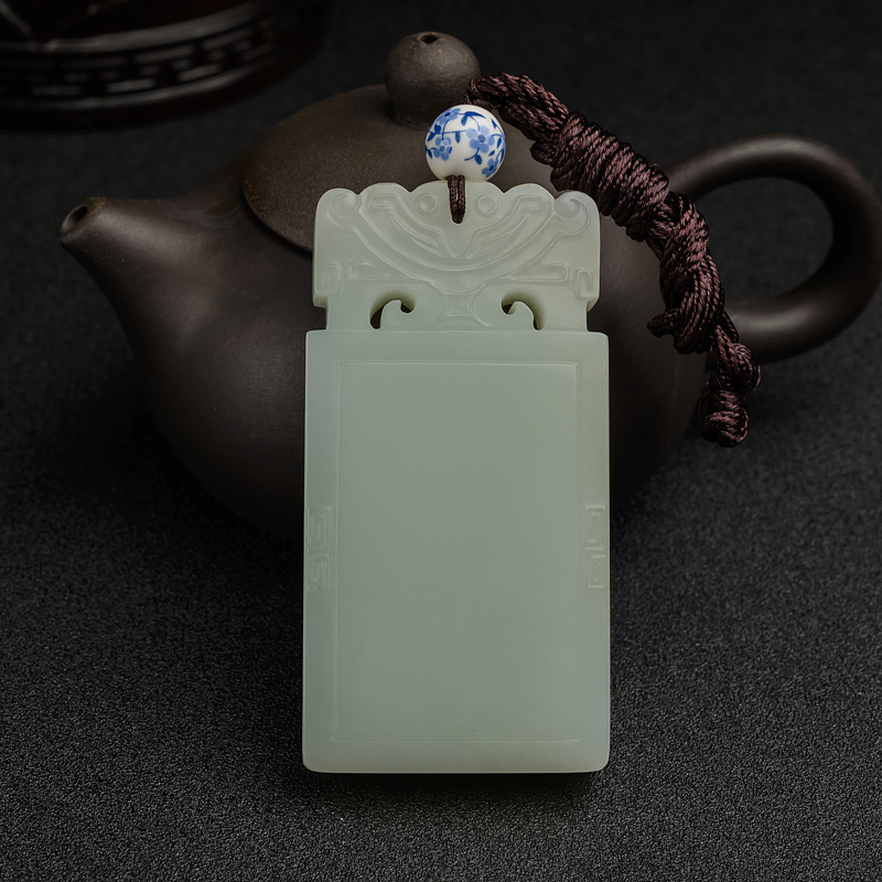 新疆天然和田玉平安牌吊坠-红掌柜