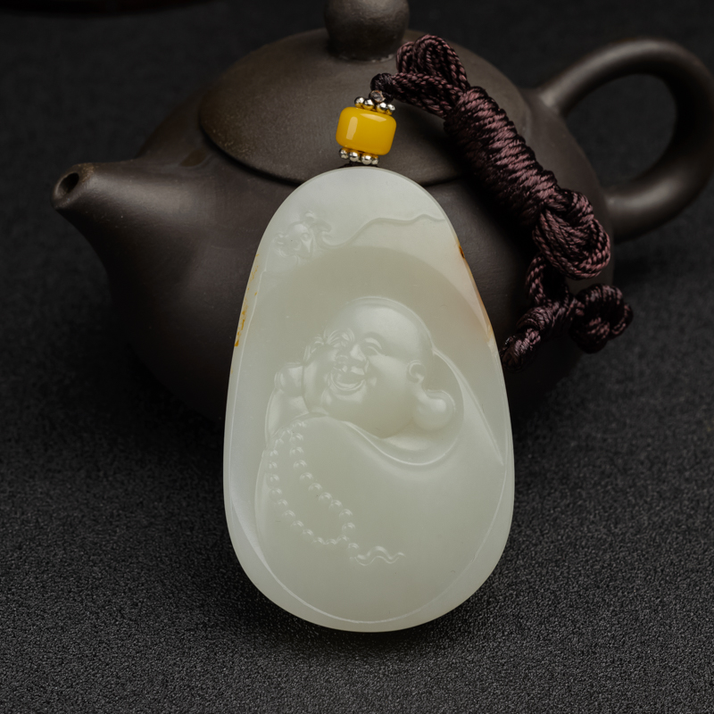 俄罗斯天然和田玉福在眼前吊坠 - 红掌柜