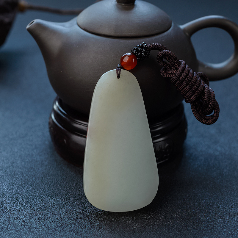 新疆天然和田玉吊坠 - 红掌柜