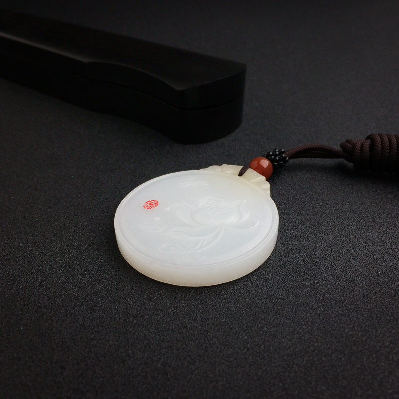 天然和田玉吊坠 - 红掌柜