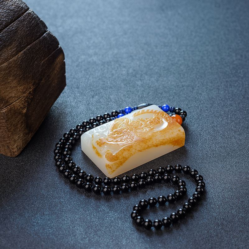 新疆和田玉观音菩萨吊坠 - 红掌柜