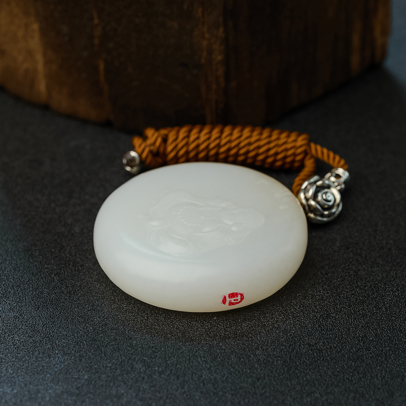 新疆和田羊脂玉团团圆圆吊坠-红掌柜