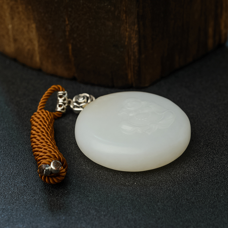 新疆天然和田羊脂玉吊坠-红掌柜