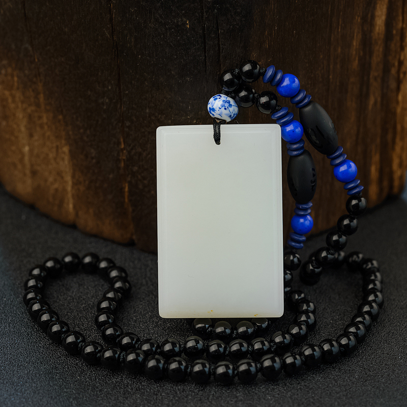 新疆天然和田玉平安如意牌吊坠-红掌柜