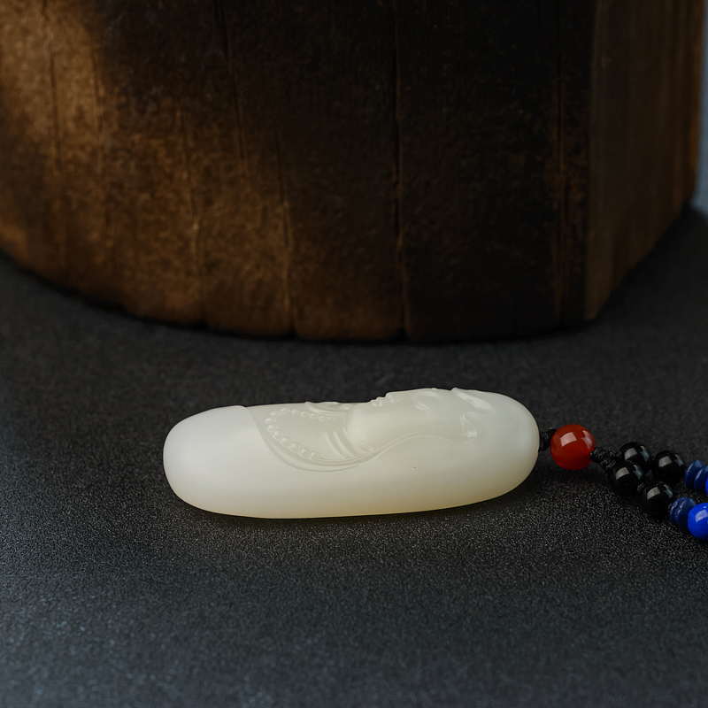 新疆和田玉观音牌吊坠-红掌柜