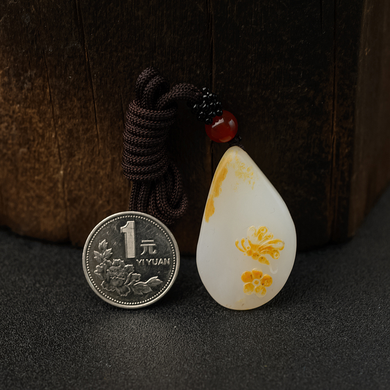 天然和田玉吊坠 - 红掌柜