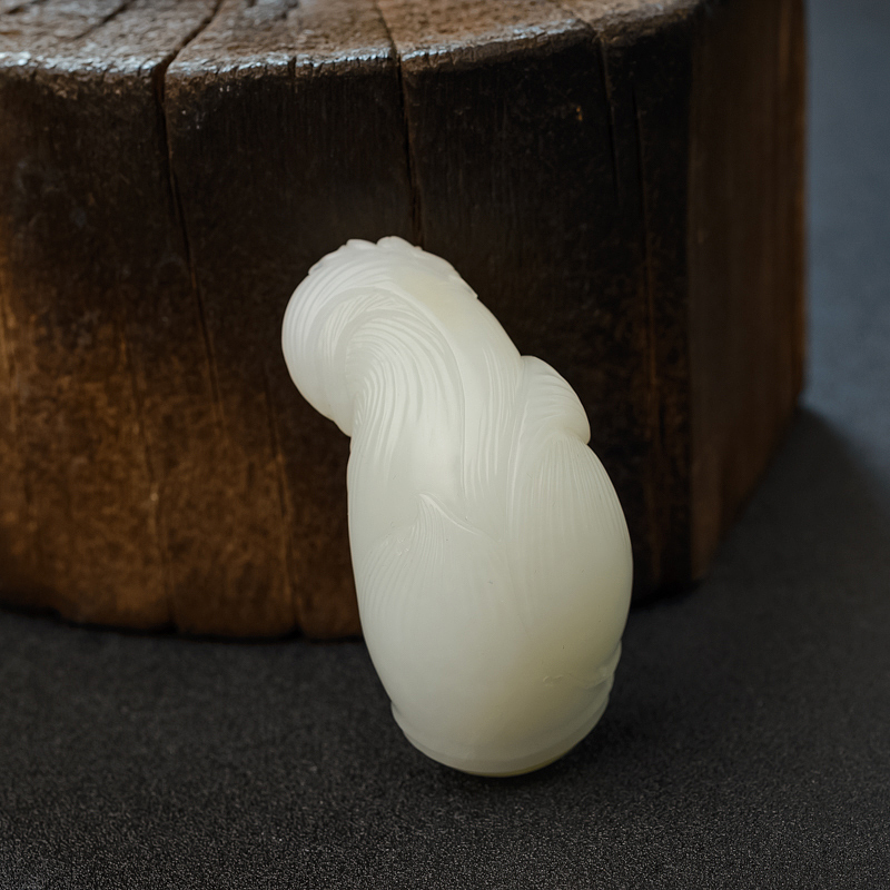 和田玉手把件 - 红掌柜