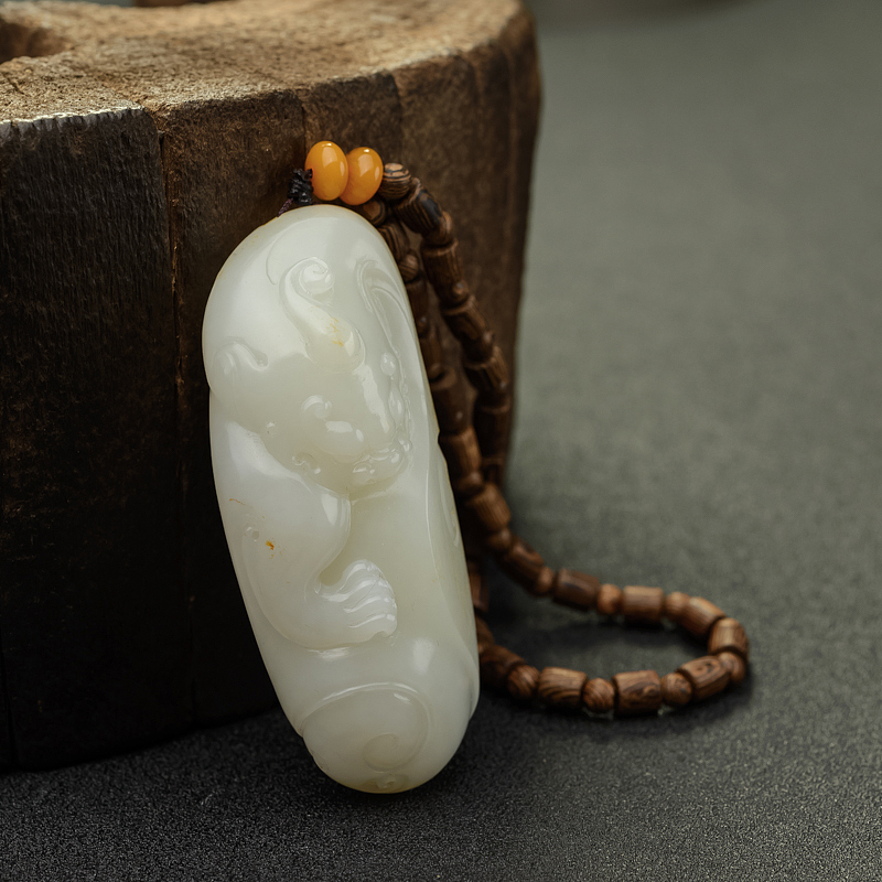 和田白玉瑞兽吊坠 - 红掌柜