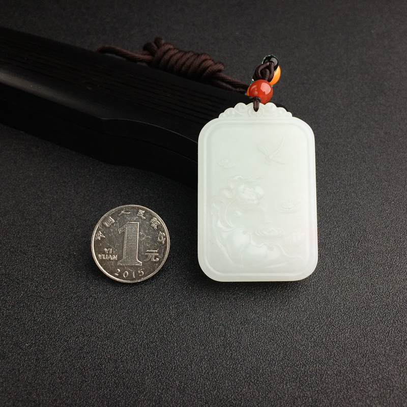 天然和田青白玉一品清廉吊坠 - 红掌柜