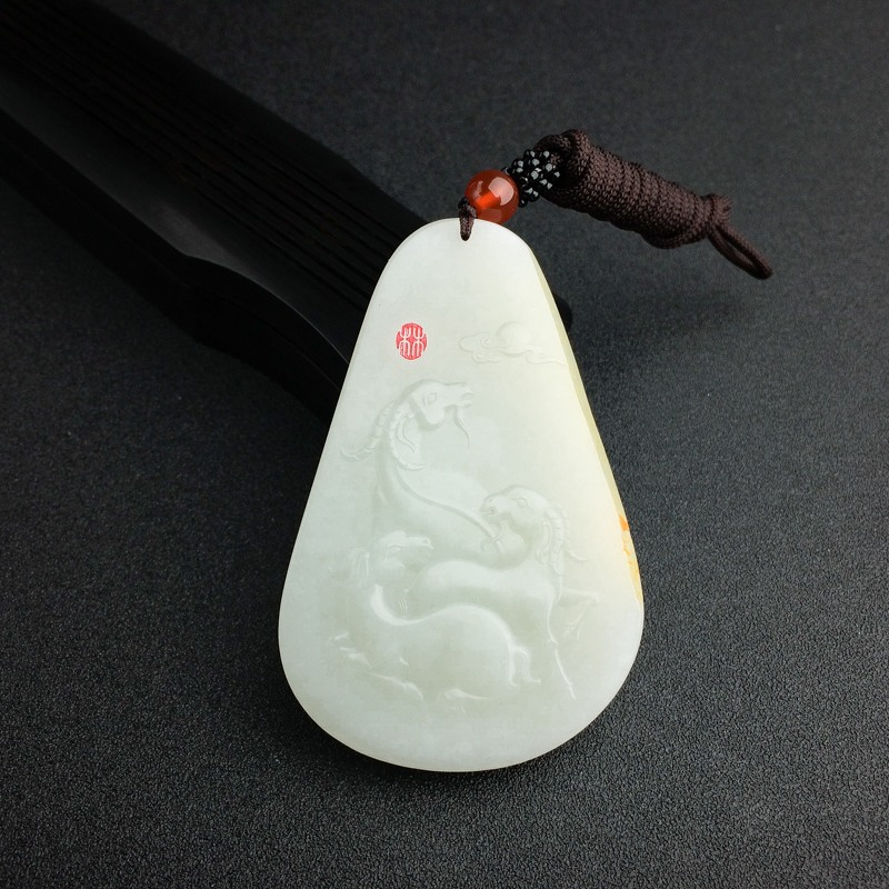 俄罗斯天然山料青白玉三羊开泰吊坠 - 红掌柜