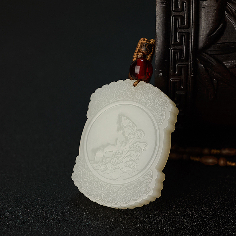 天然山料和田白玉鱼跃龙门吊坠 - 红掌柜