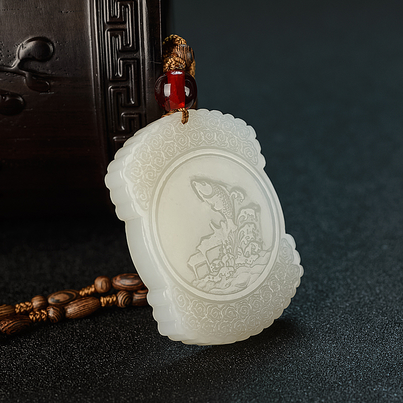 山料和田白玉鱼跃龙门吊坠 - 红掌柜