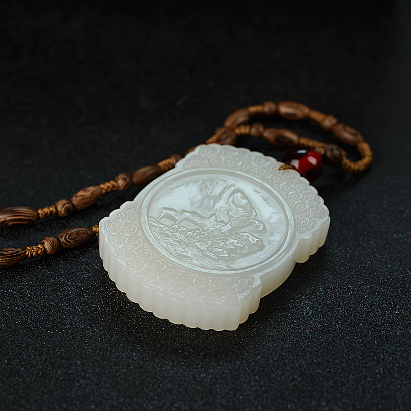 新疆和田白玉鱼跃龙门吊坠 - 红掌柜