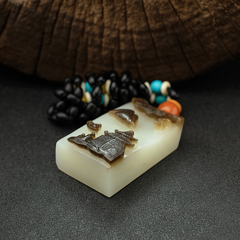 俏色和田玉山水吊坠 - 红掌柜