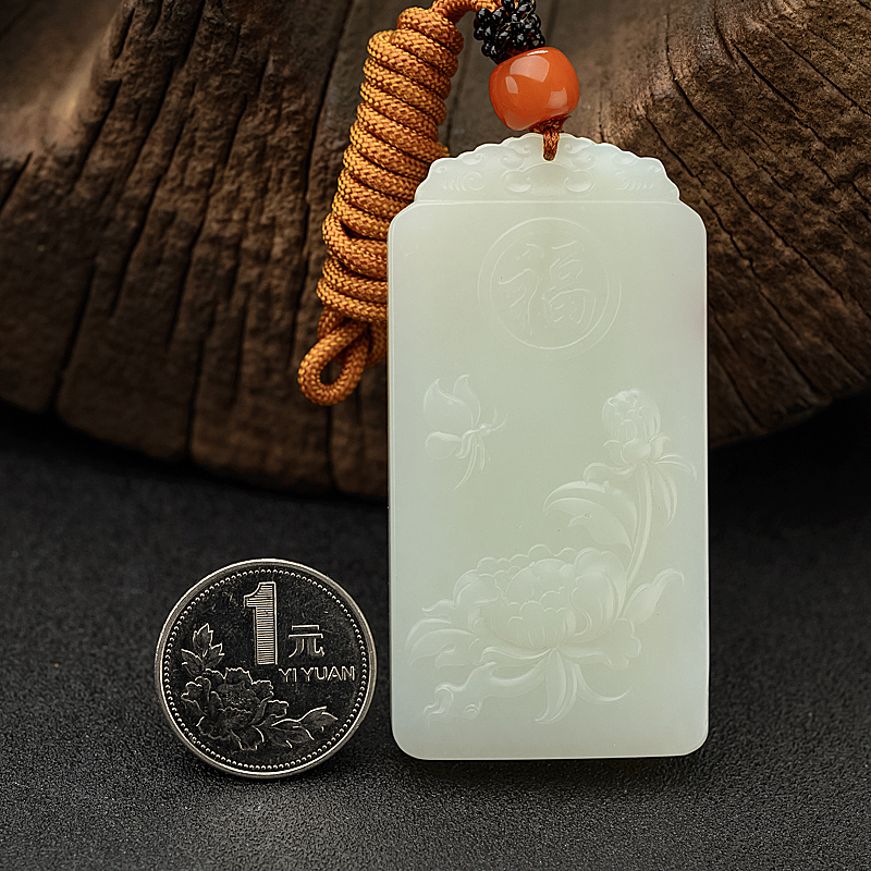 天然新疆和田白玉山料蝶恋花吊坠 - 红掌柜