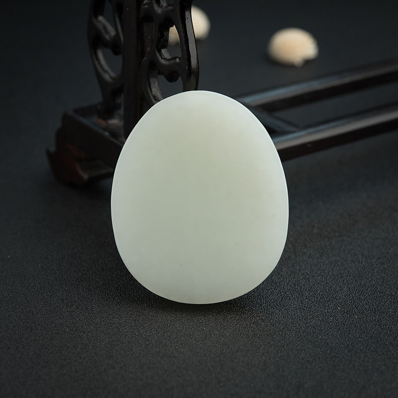 俄料青白玉山料吊坠-红掌柜