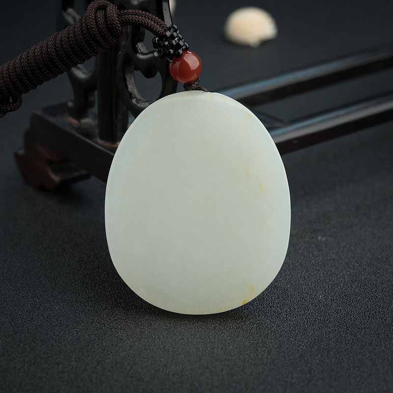 俄料青白玉山料吊坠-红掌柜